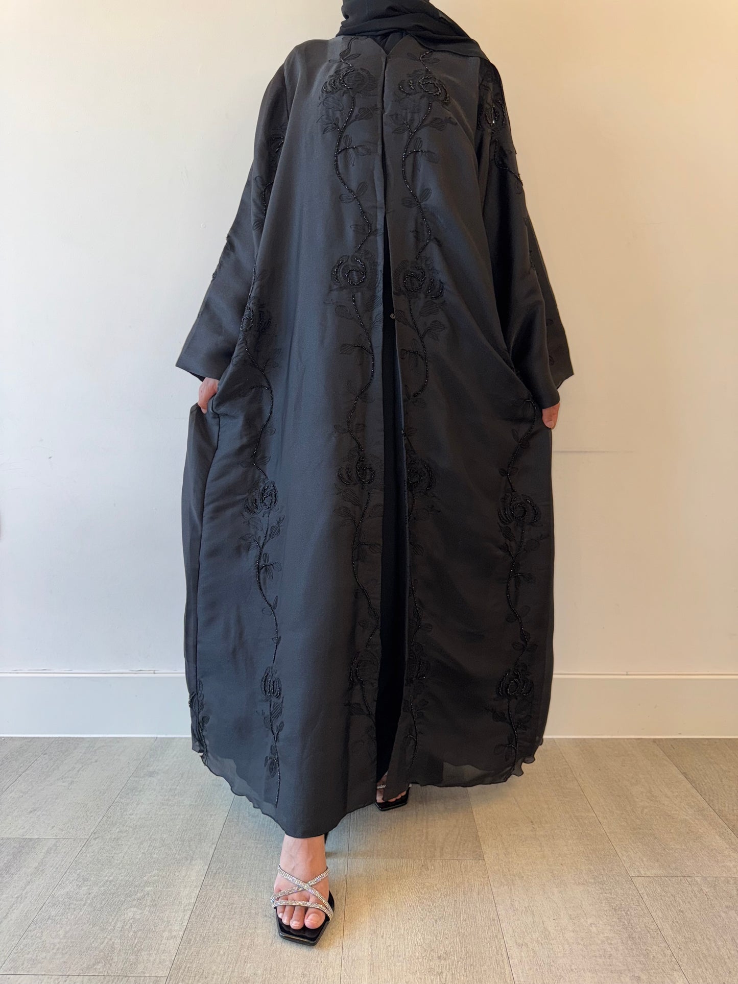 LOUJAIN Abaya