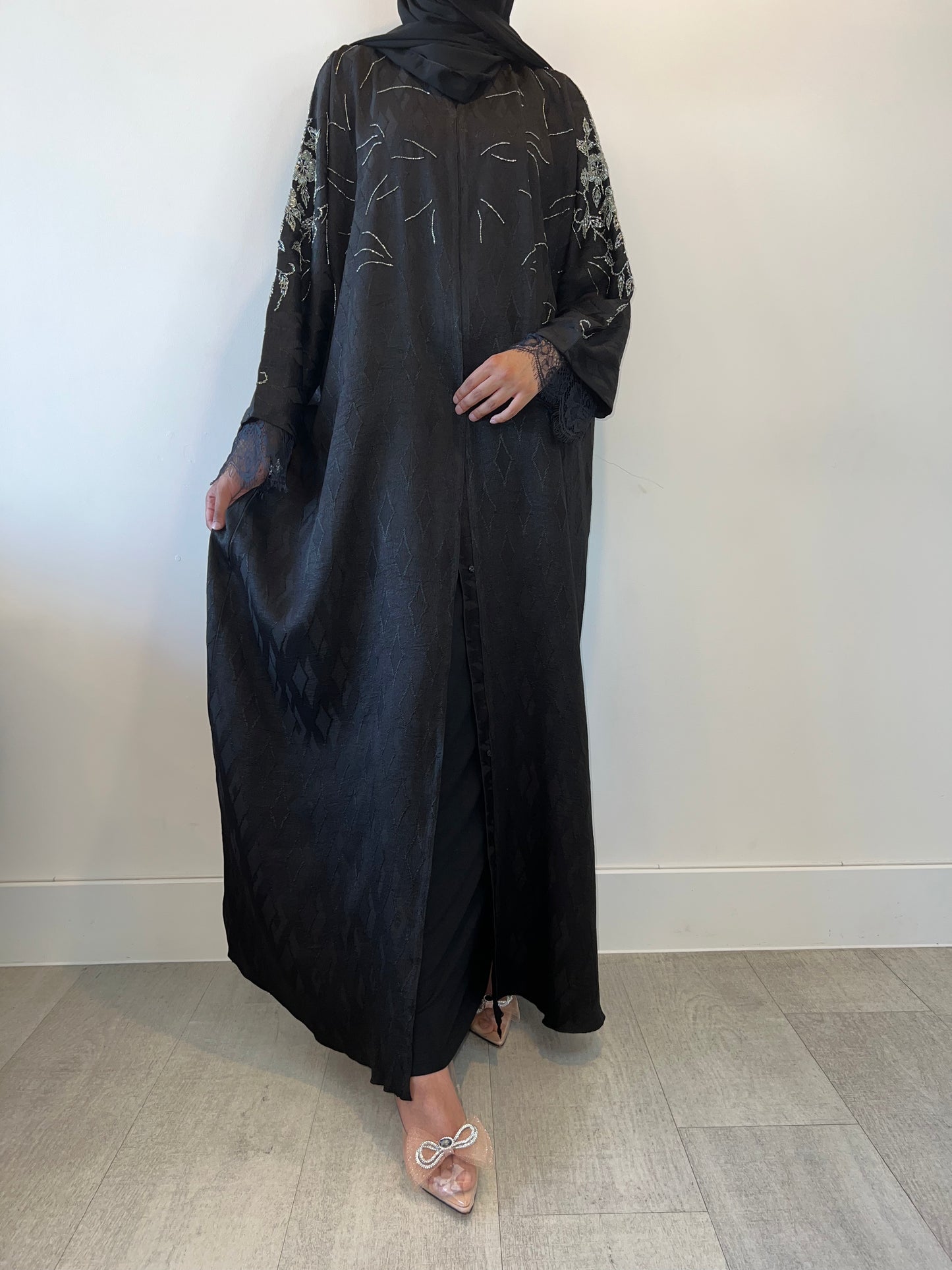 SALWA Abaya